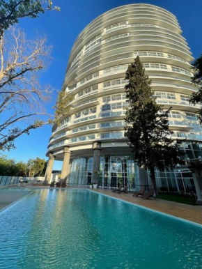 Exclusivo Depto en Torre Leloir - by Inside